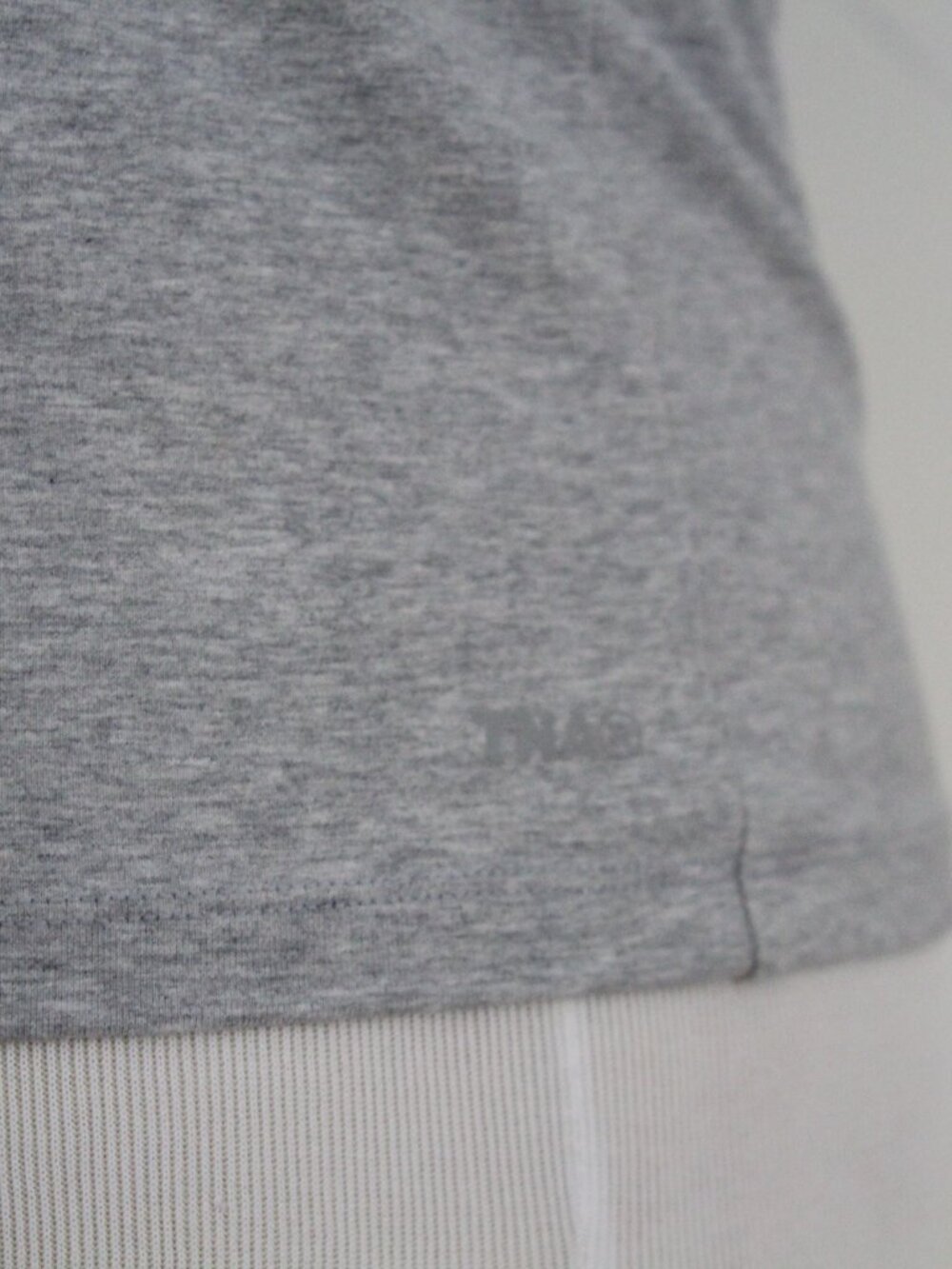 Aritzia TNA Heather Gray Fitted Crew Neck Tee Stretch Basic Baby T-Shirt Small - Picture 3 of 6